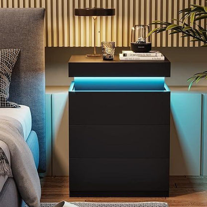 Sikaic Nightstand